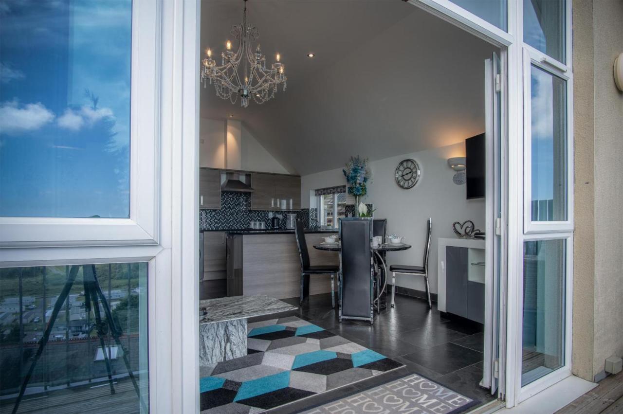 Nautilus - 2 Bedroom Apartment - Pendine Zewnętrze zdjęcie